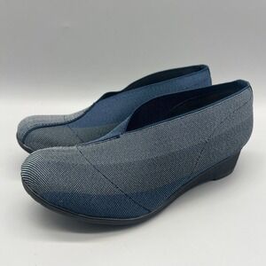 Charleston Shoe Co Cape Wedges Blue Fabric Blue Gray Slip On Shoes Womens 5 M